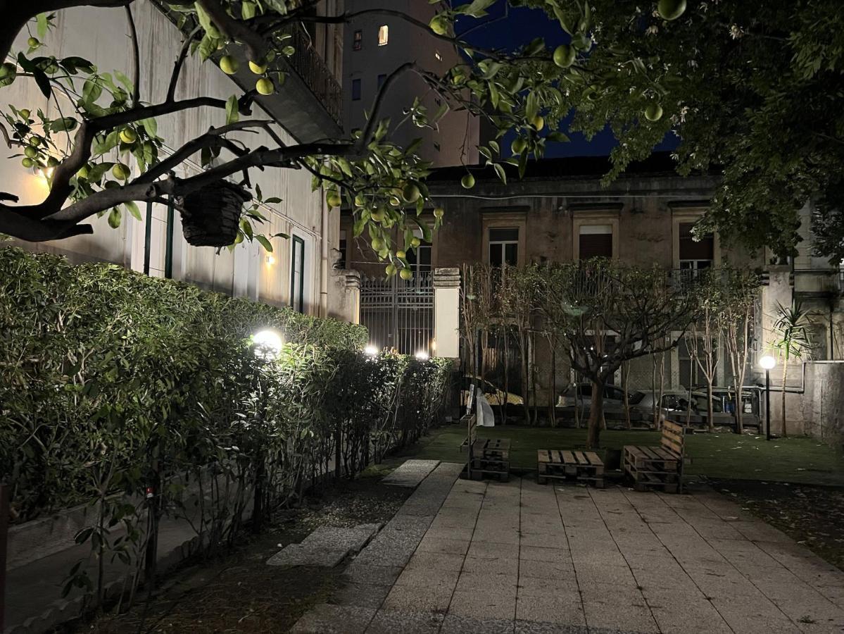 Bed and Breakfast Il Giardino E Gli Affreschi Катанія Екстер'єр фото